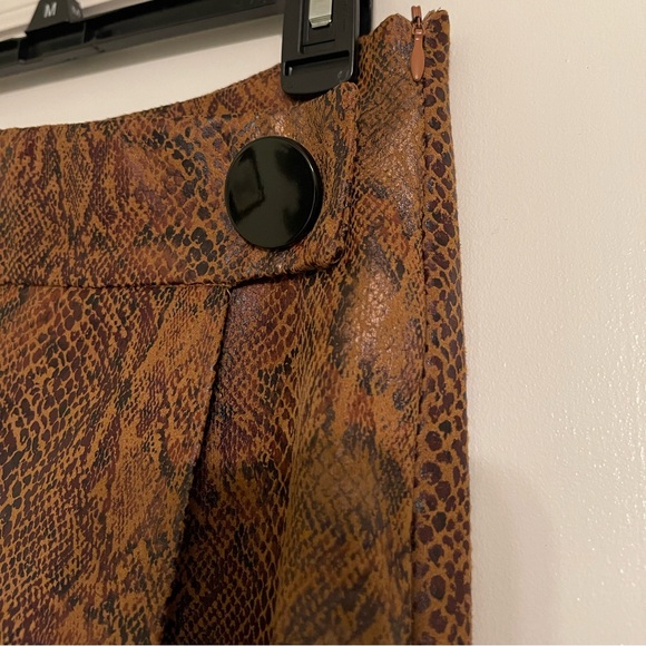 Zara Snakeskin Envelope Skort - Picture 7 of 10